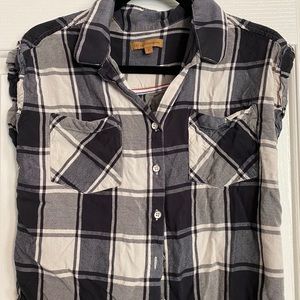 Jach’s Girlfriend Button Up